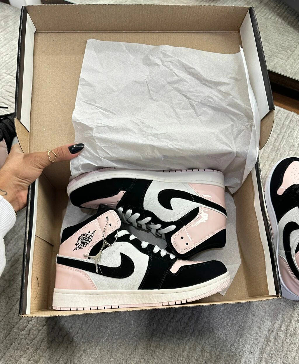 JORDAN LOW CHICAGO PRIME - ROSE/PRETO