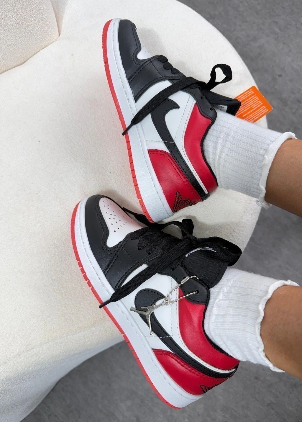 JORDAN LOw - PRETO/VERMELHO foto 4