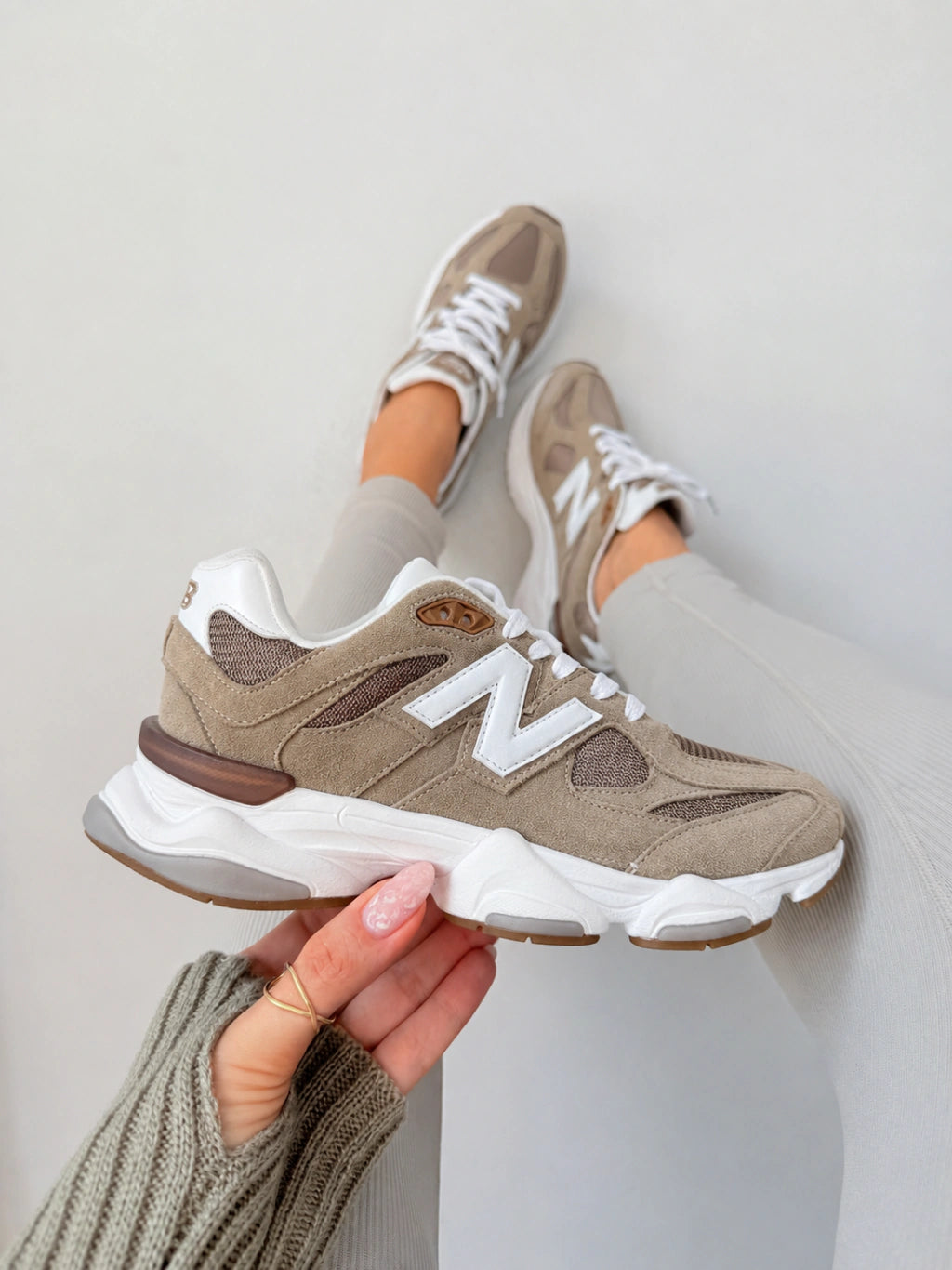 NB 9060 Card Couro