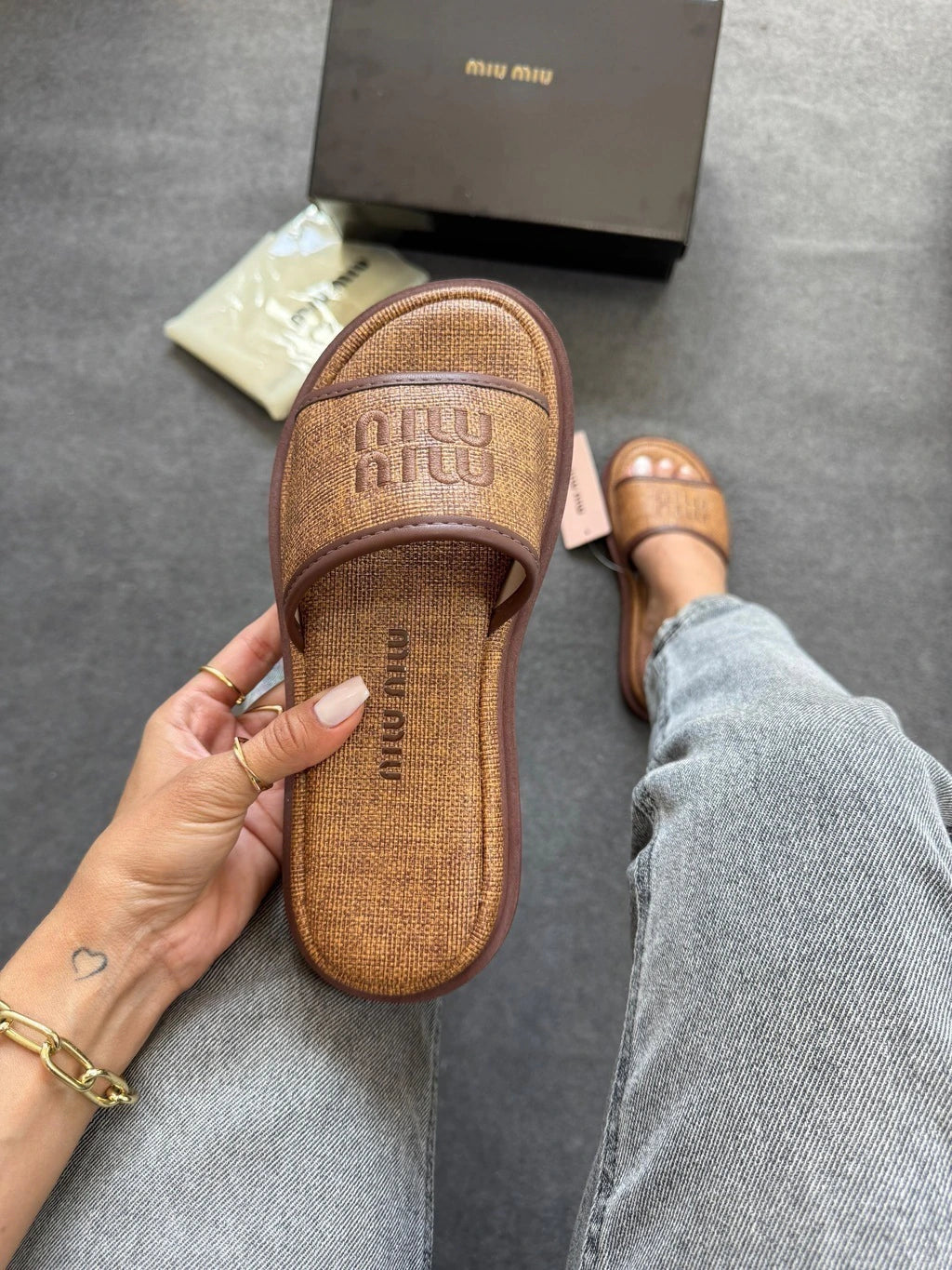 Flat Miu Miu Casual Luxo foto 4