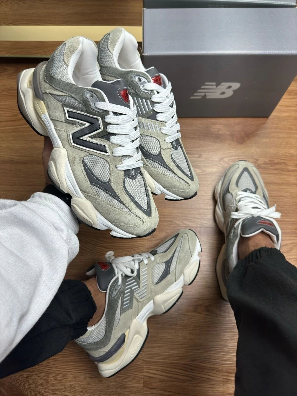 NEW BALANCE 9060 - CINZA foto 2