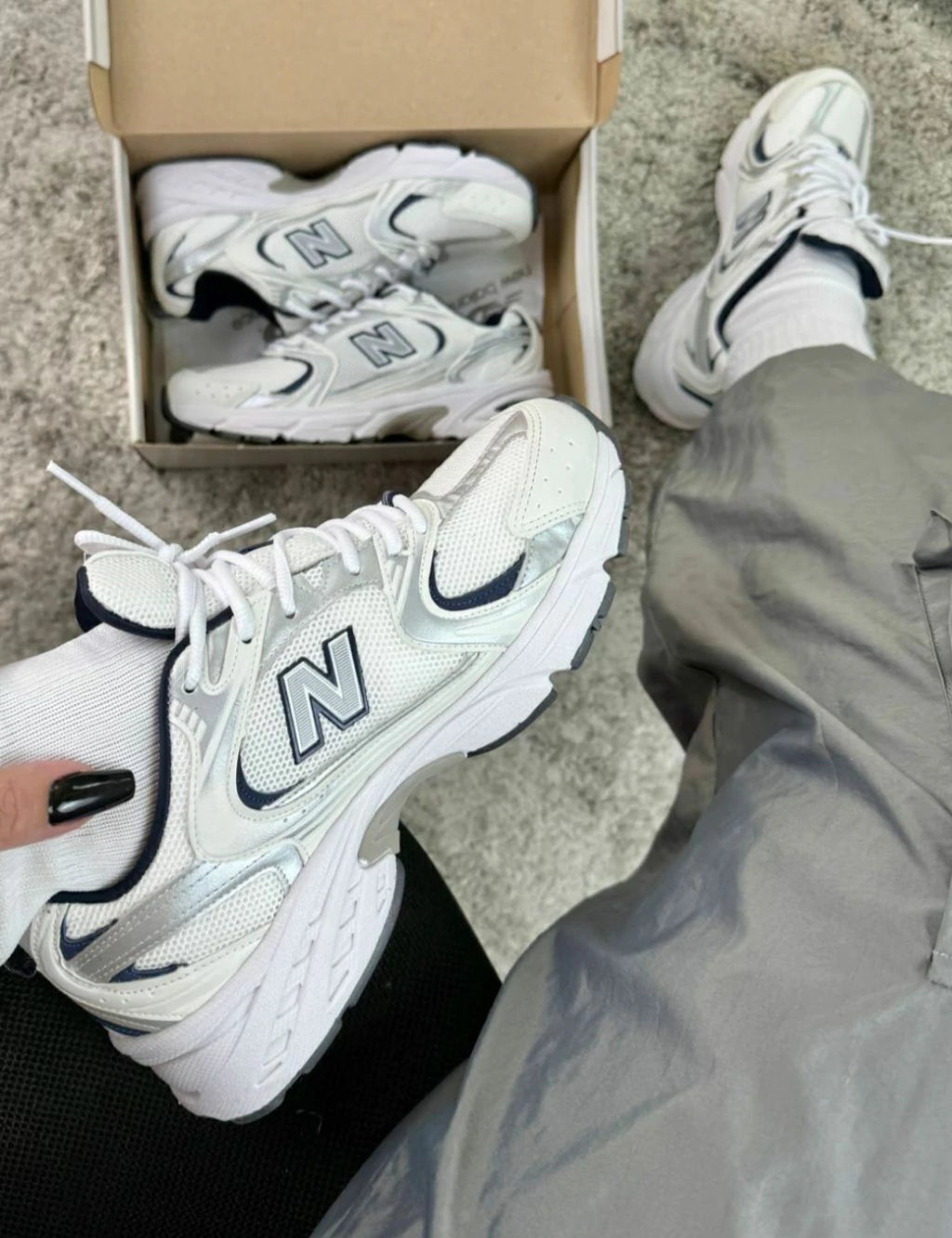 NB 530 - Branco e Azul