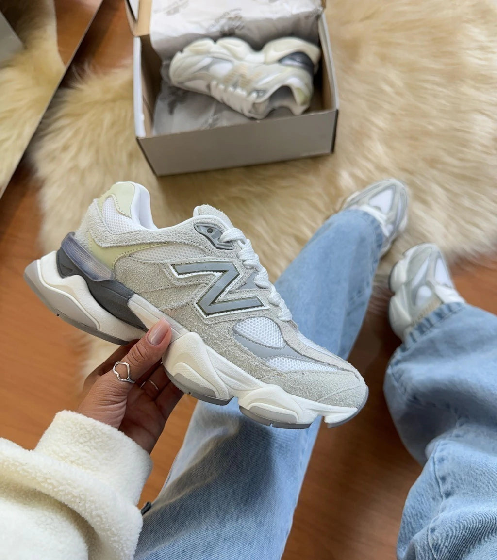 NEW BALANCE 9060 - OFF/CINZA
