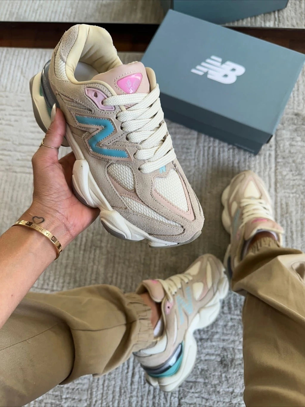 NEW BALANCE 9060 - NUDE foto 3
