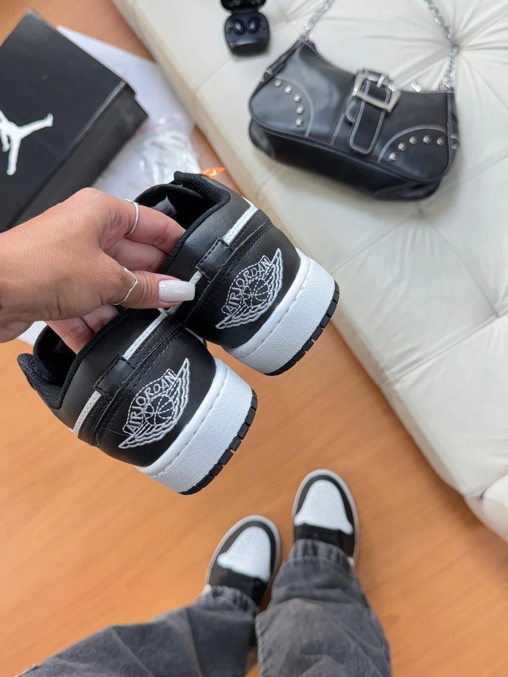 JORDAN LOW - PANDA foto 5