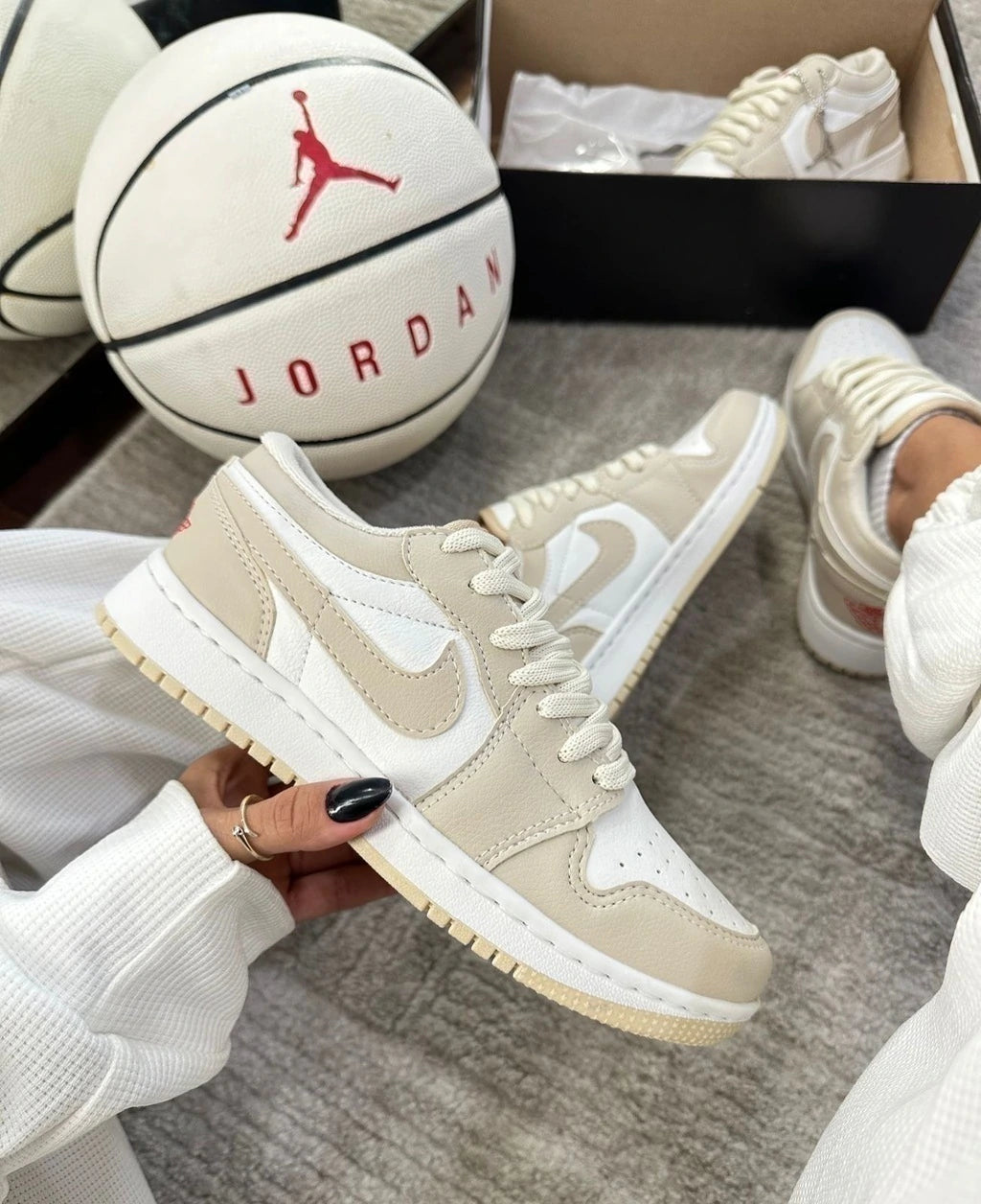 JORDAN LOW - TODO NUDE