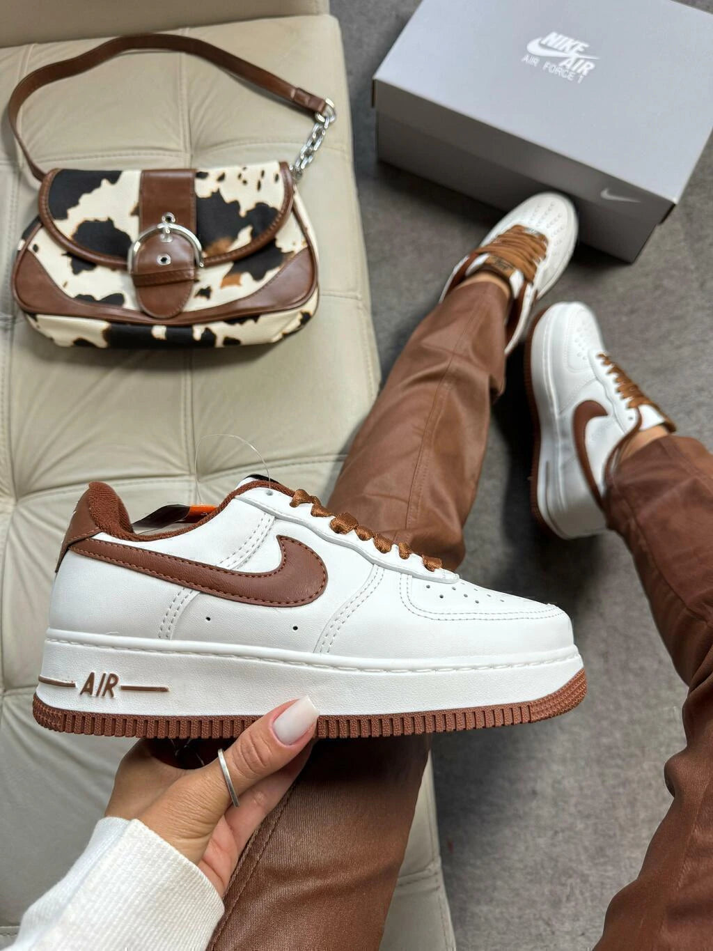 AIR FORCE LUXO - BRANCO/COFFE foto 4
