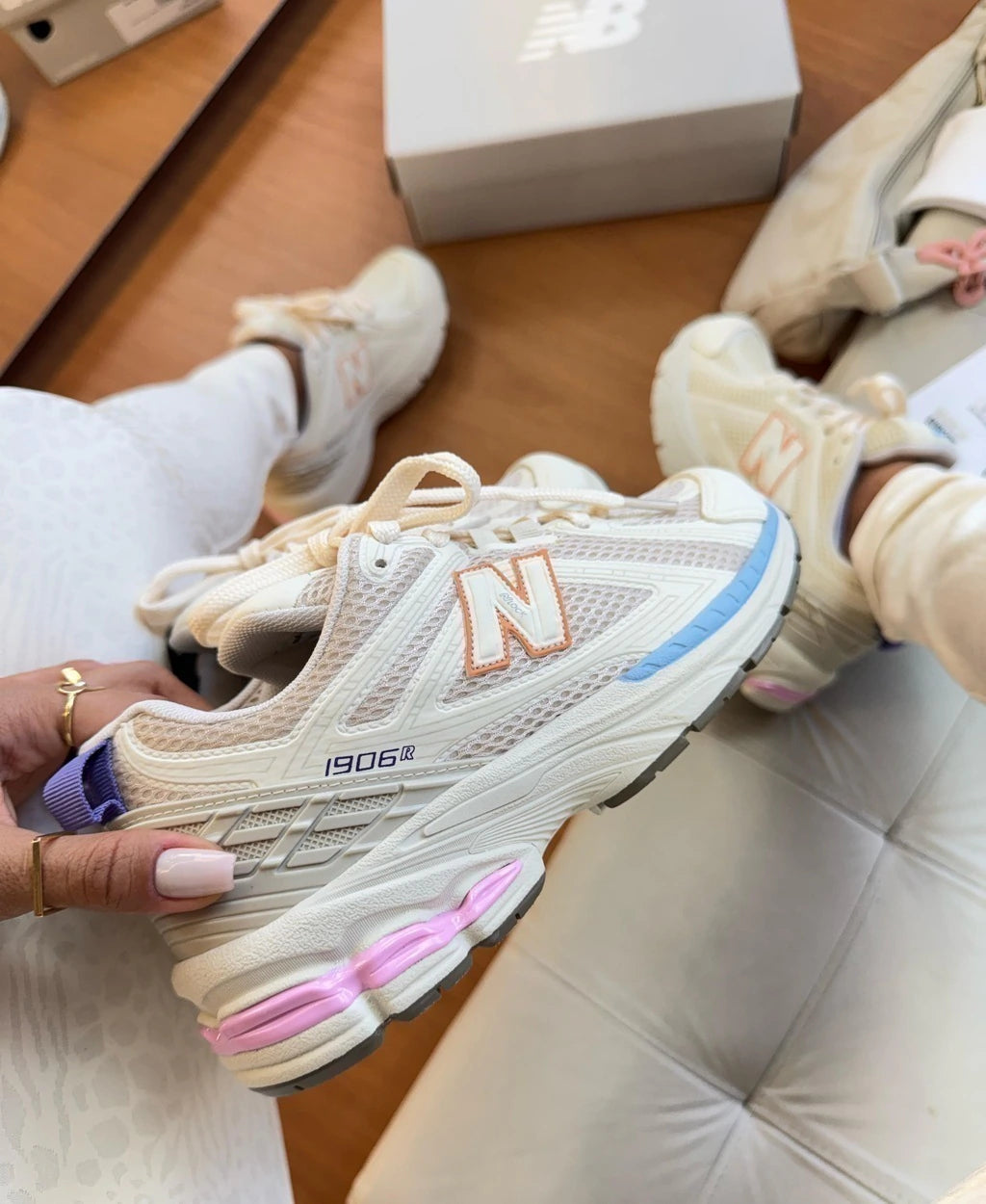 NEW BALANCE 1906 foto 2