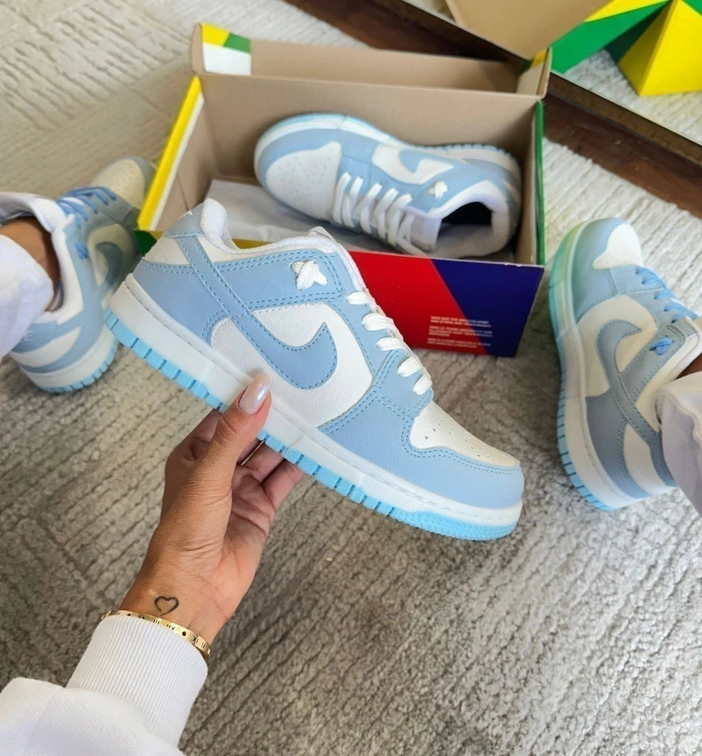 DUNK LOW AZUL BEBÊ