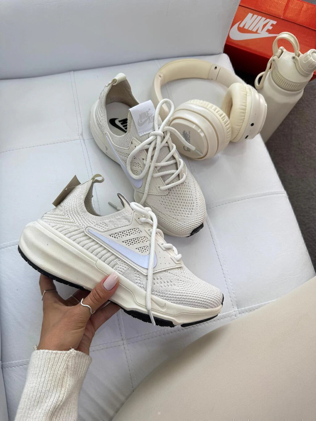 NIKE KNIT B3