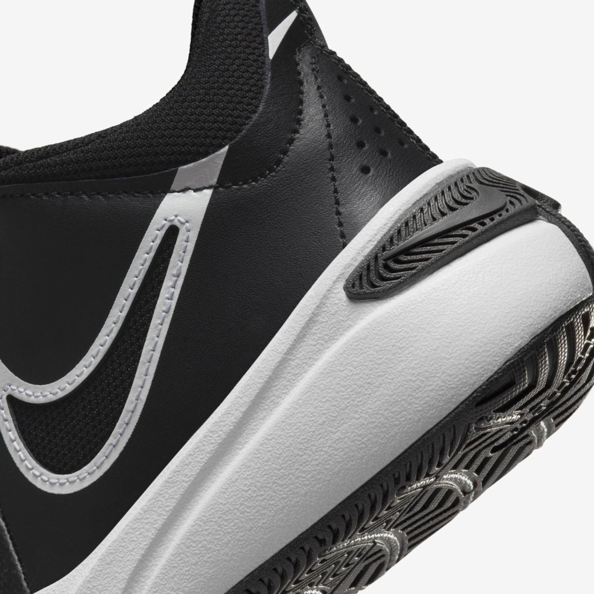 Tênis Nike Team Hustle D 11 Infantil