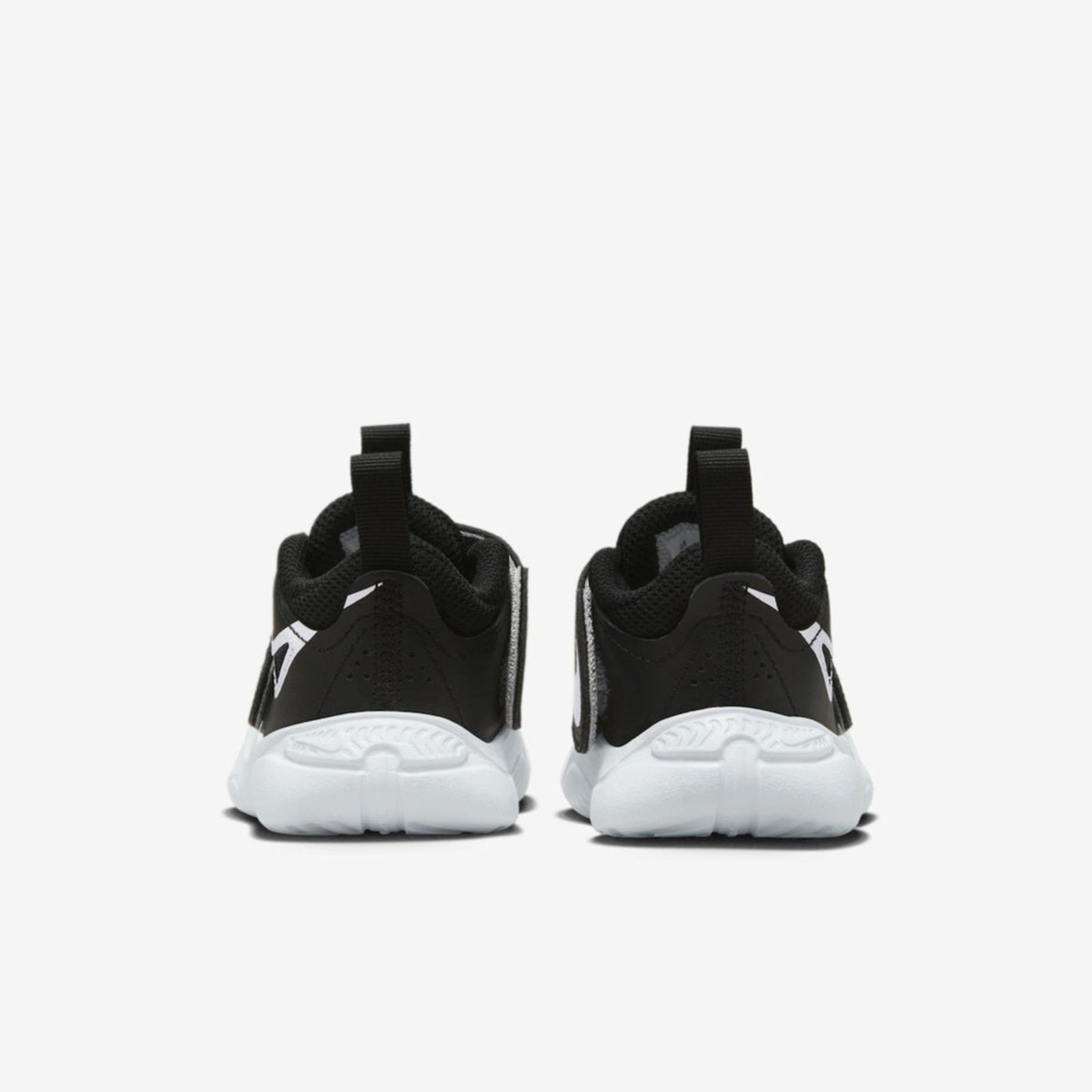 Tênis Nike Team Hustle D11 Infantil