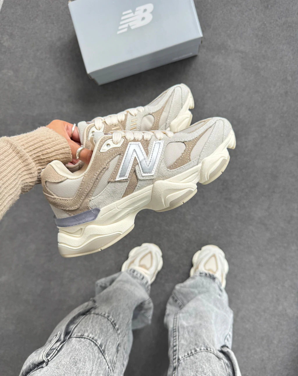 NB 9060 Taupe - Couro