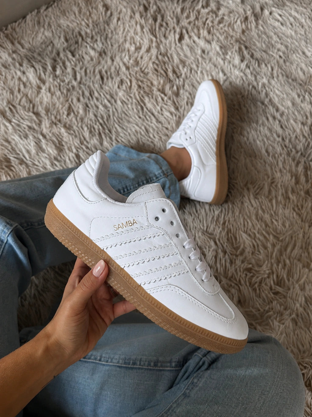 Samba branco Couro