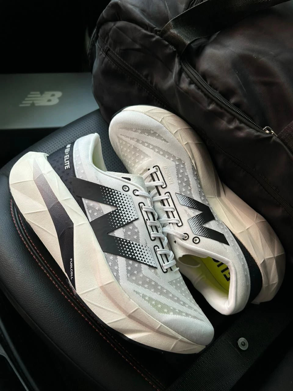 NB FullCell Elite Branco Preto