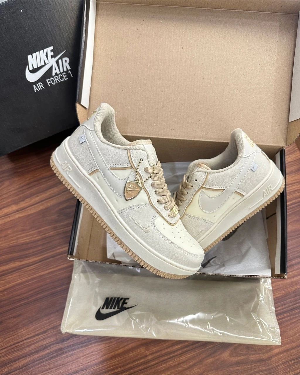 AIR FORCE COLORS - NUDE foto 2