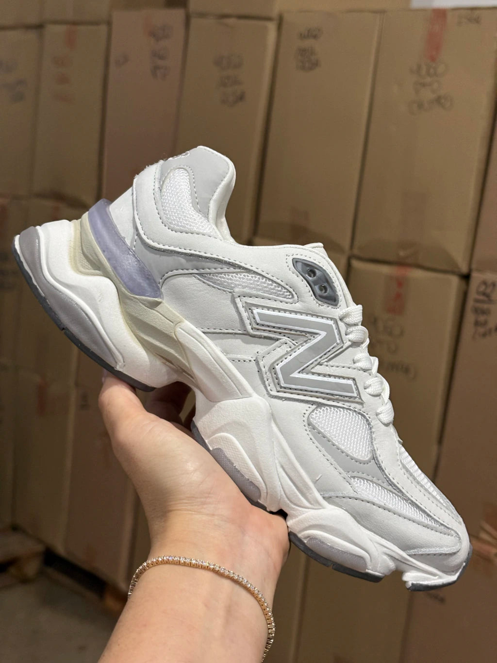 NB 9060 Gelo - Couro