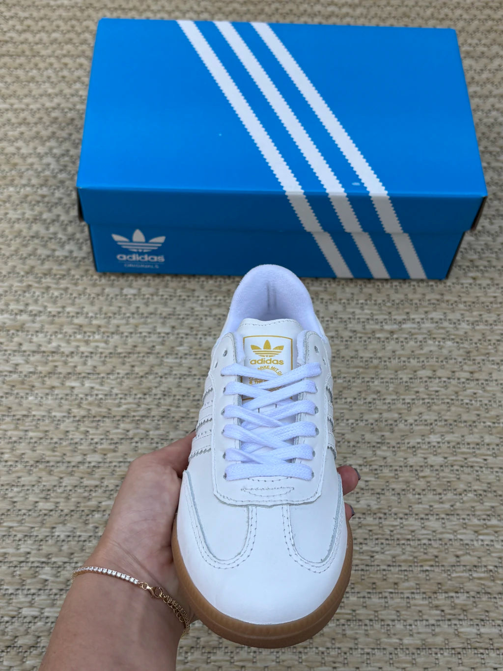 Samba branco Couro