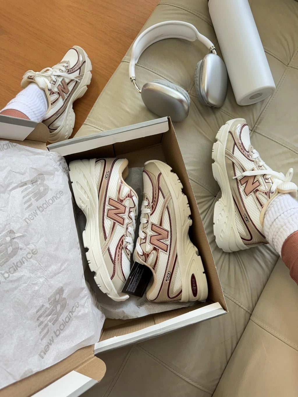 NEW BALANCE 740