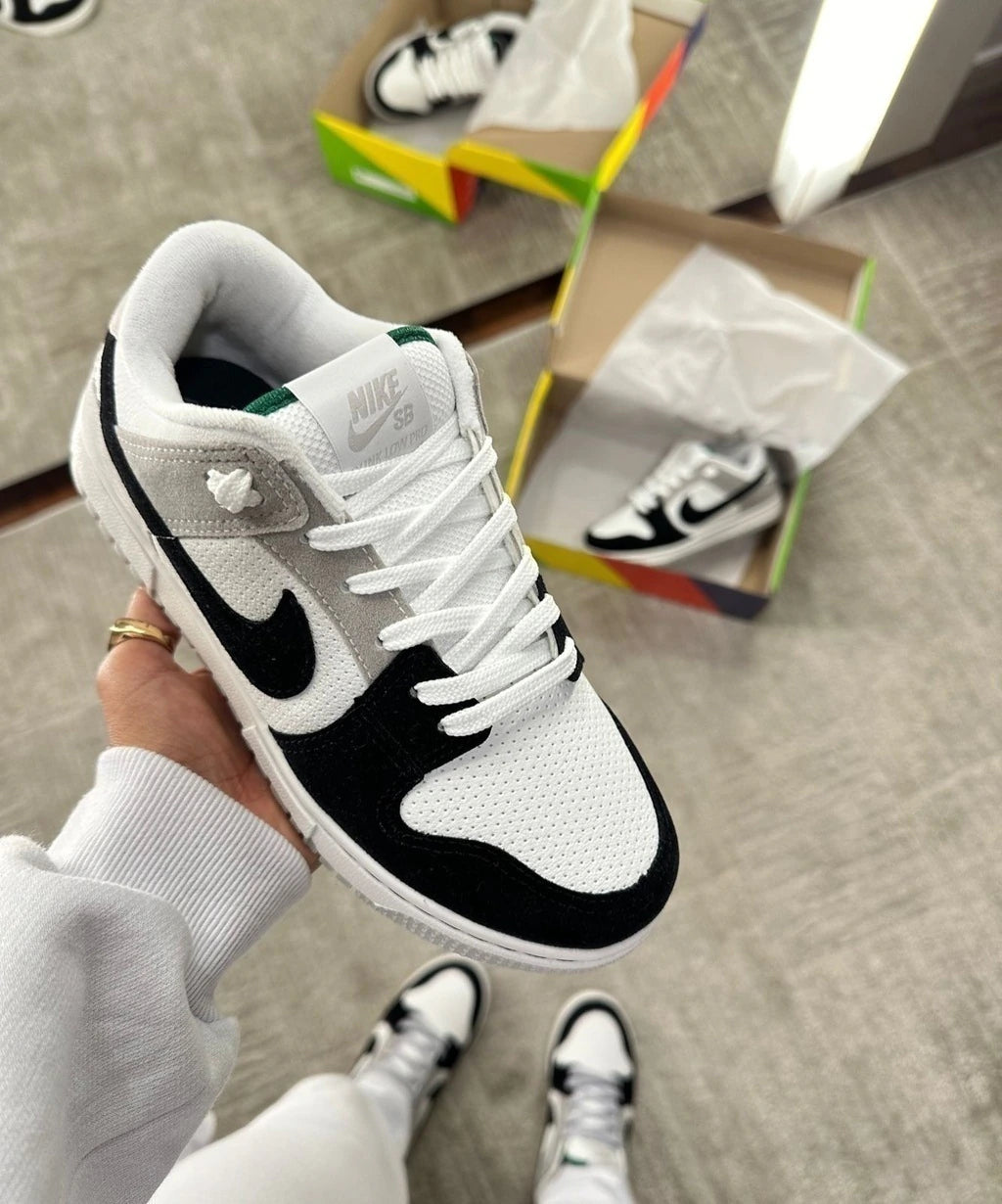 DUNK LOW CAMURÇA - CINZA/PRETO foto 3
