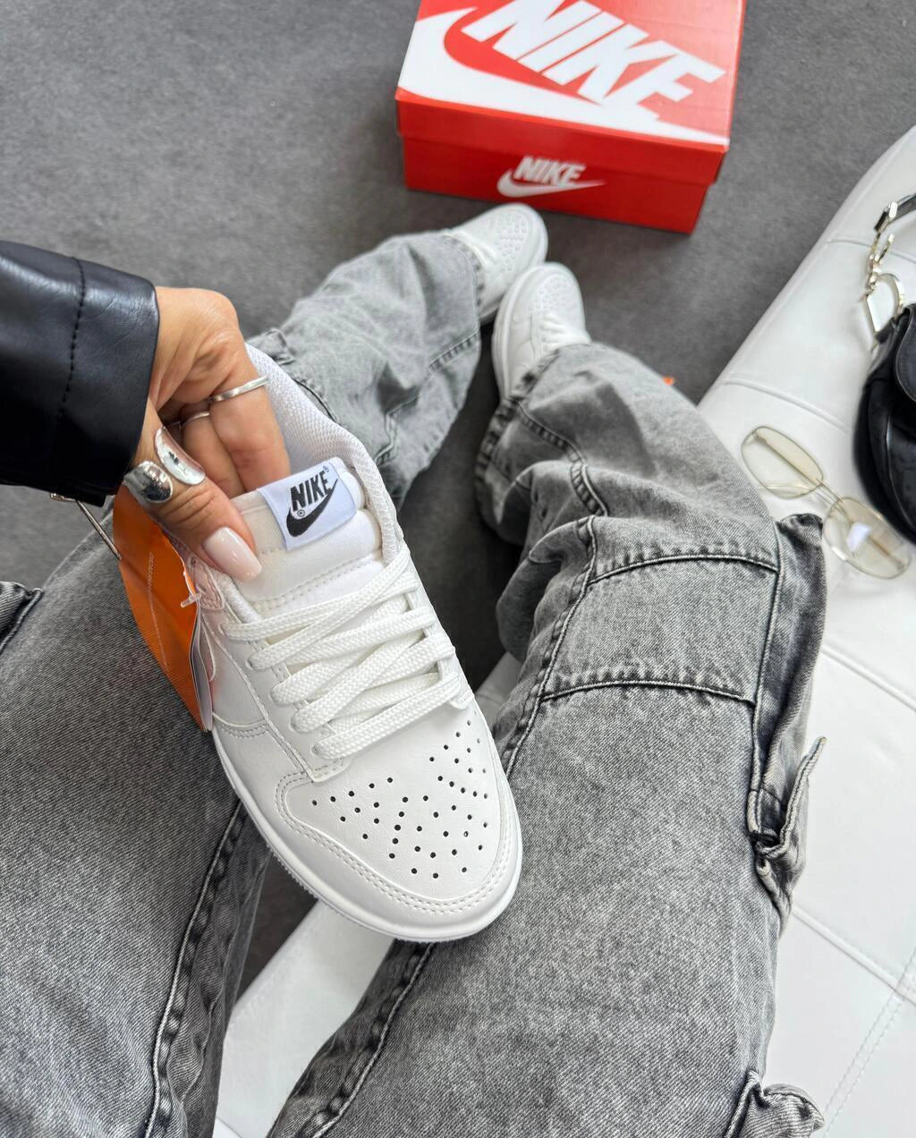 DUNK LOW BRANCO - COURO foto 2