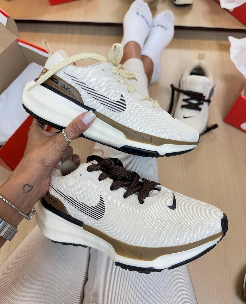 NIKE ZOOM X - OFF/CAFÉ foto 3