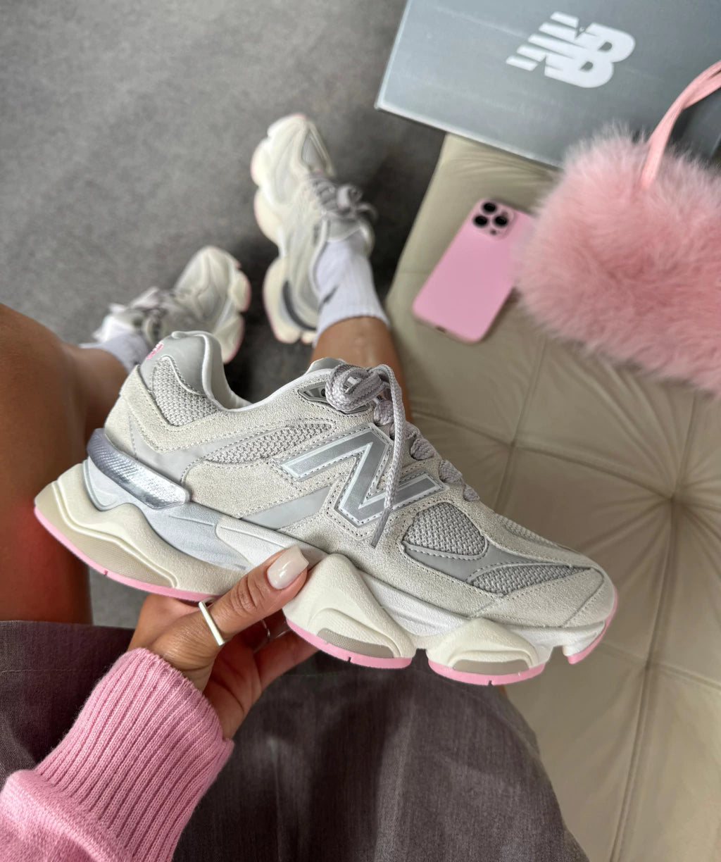 NB 9060 Cinza sola Rosa - Couro
