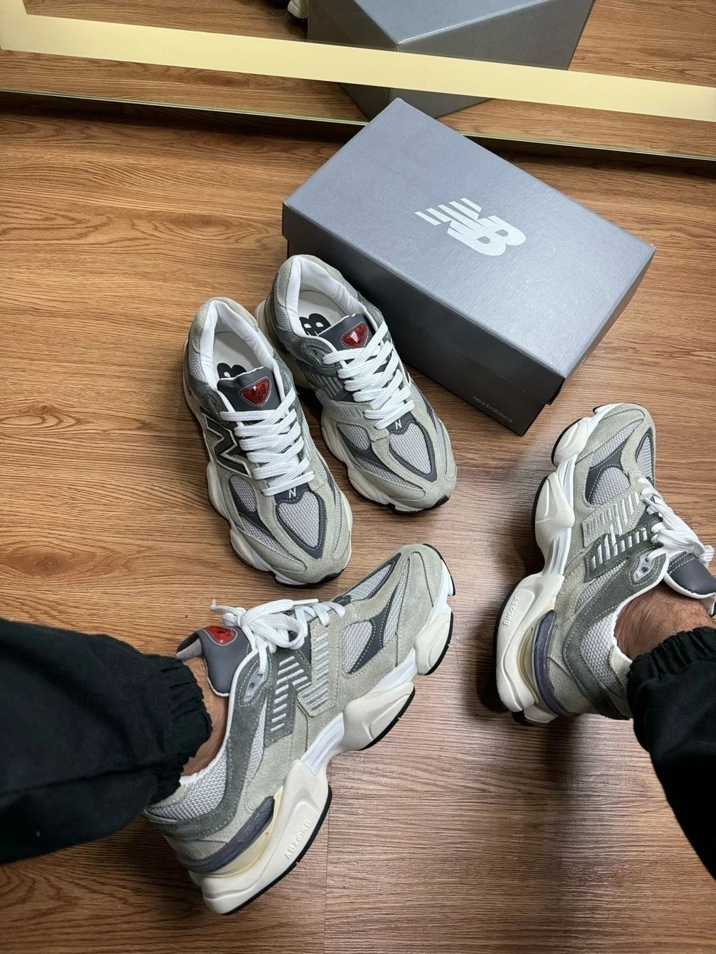NEW BALANCE 9060 - CINZA foto 4