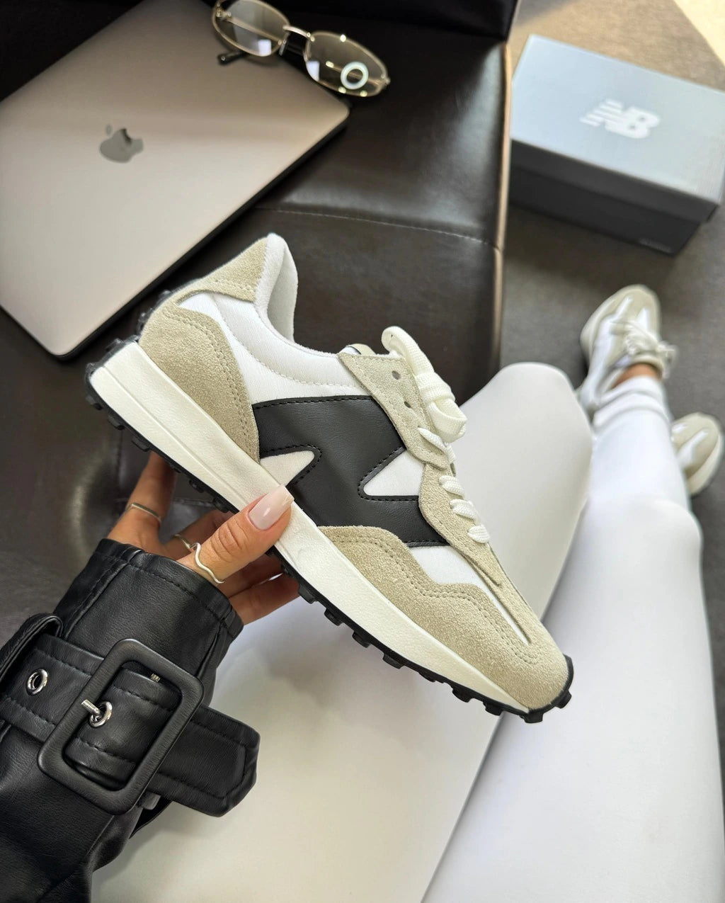 NEW BALANCE 327