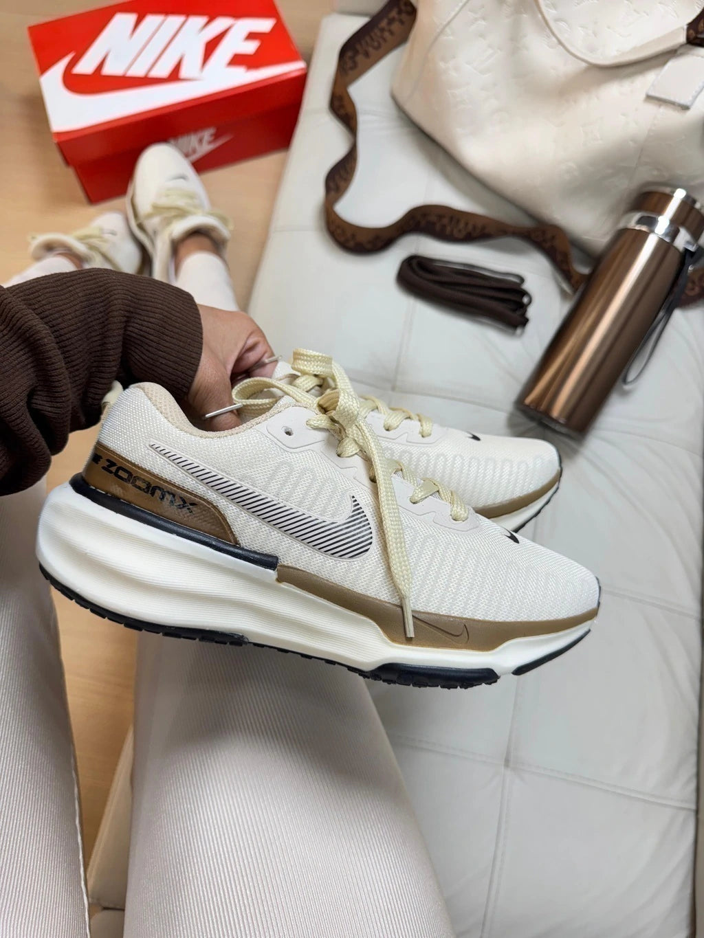 NIKE ZOOM X - OFF/CAFÉ