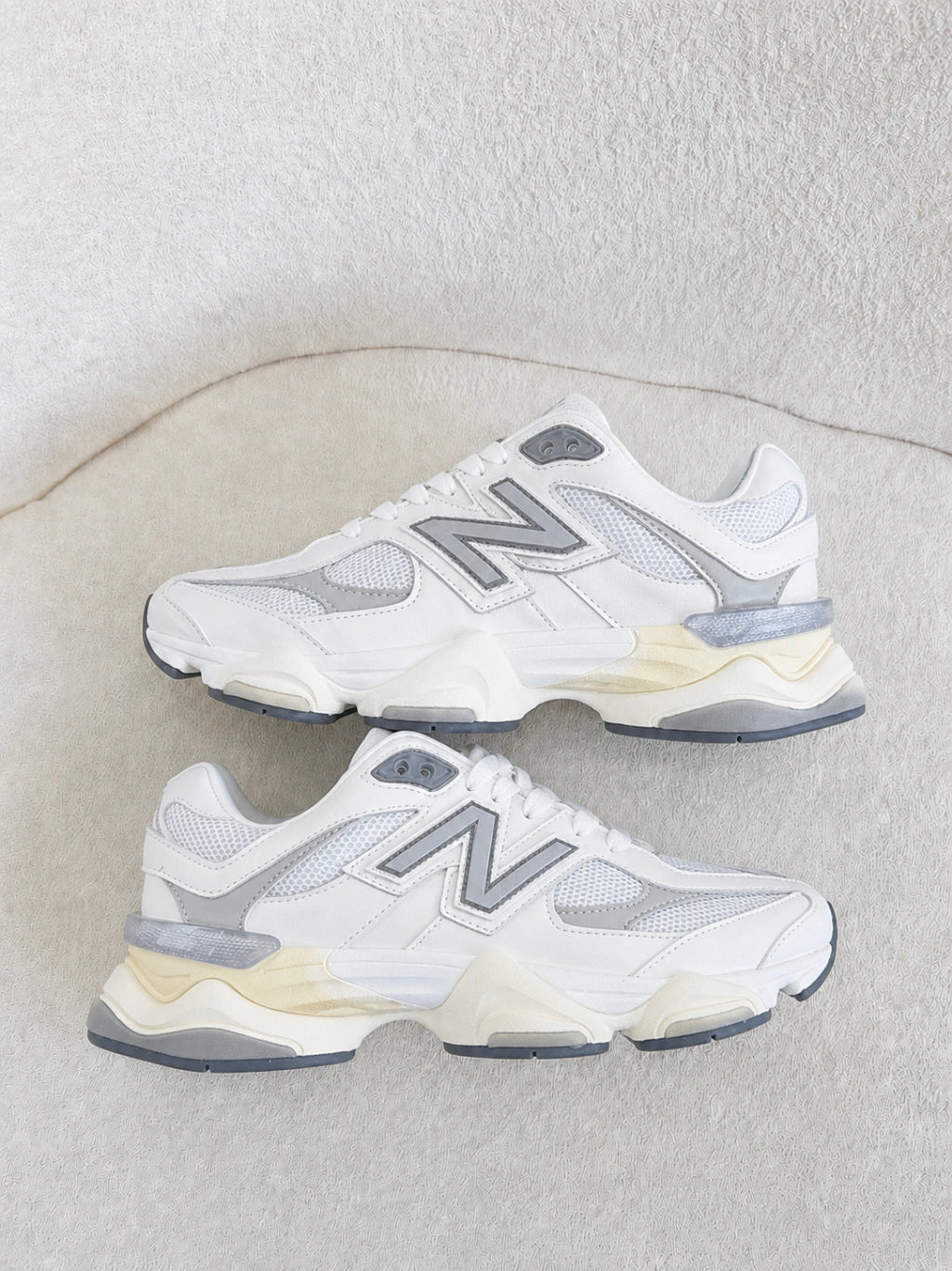 NB 9060 Branco e Cinza