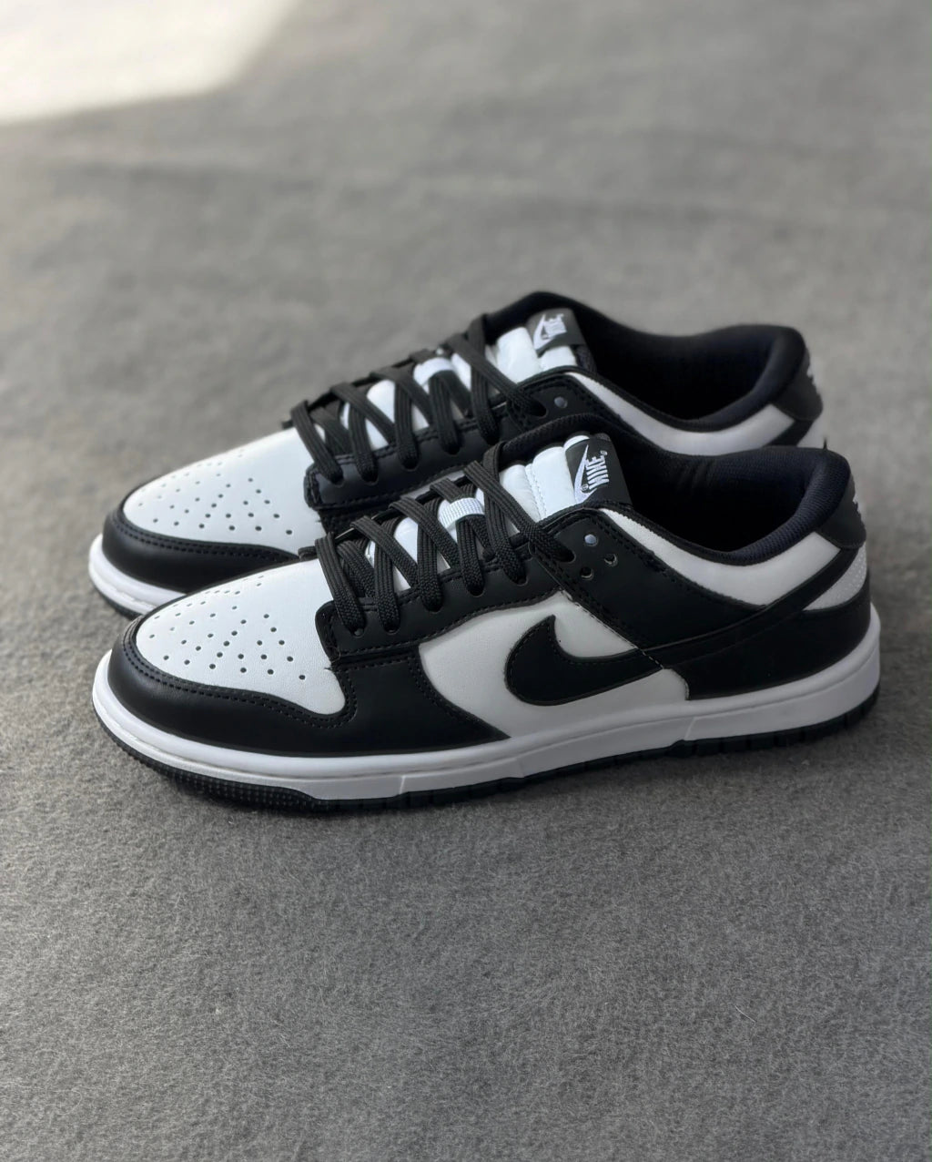 Nike Dunk Preto branco