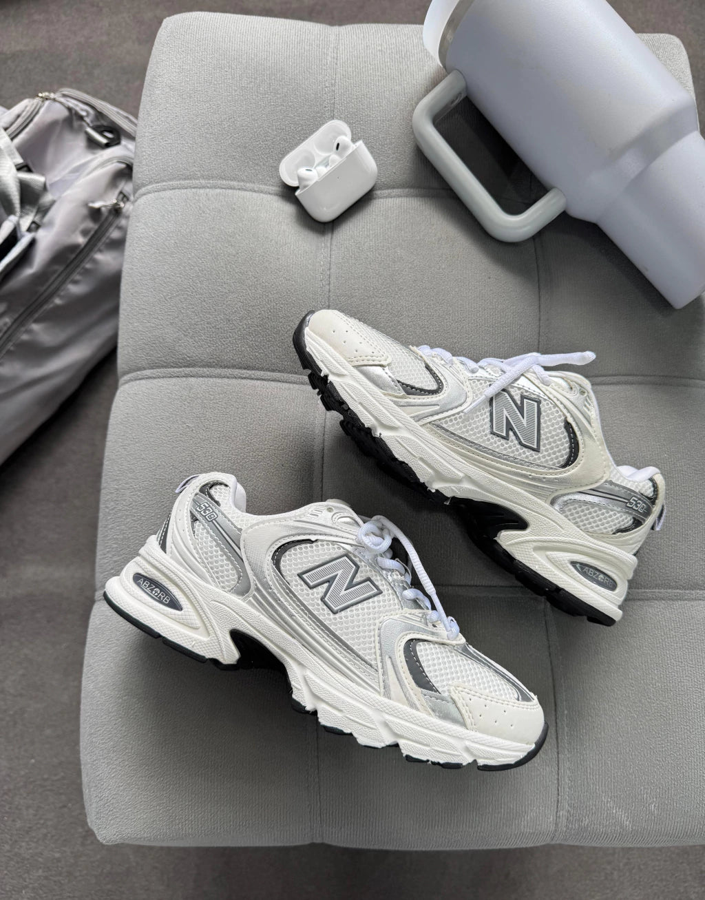 NB 530 - Branco e Cinza