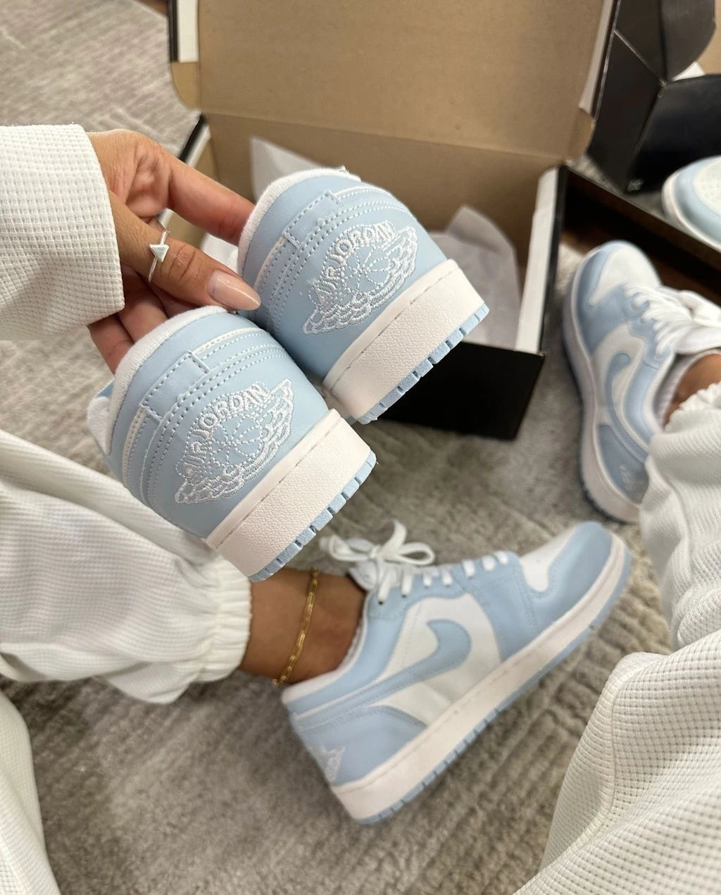 JORDAN LOW - AZUL BEBE foto 2
