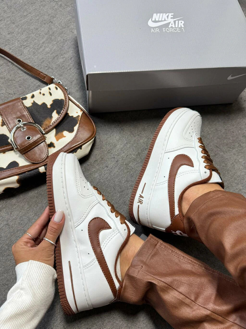 AIR FORCE LUXO - BRANCO/COFFE foto 3