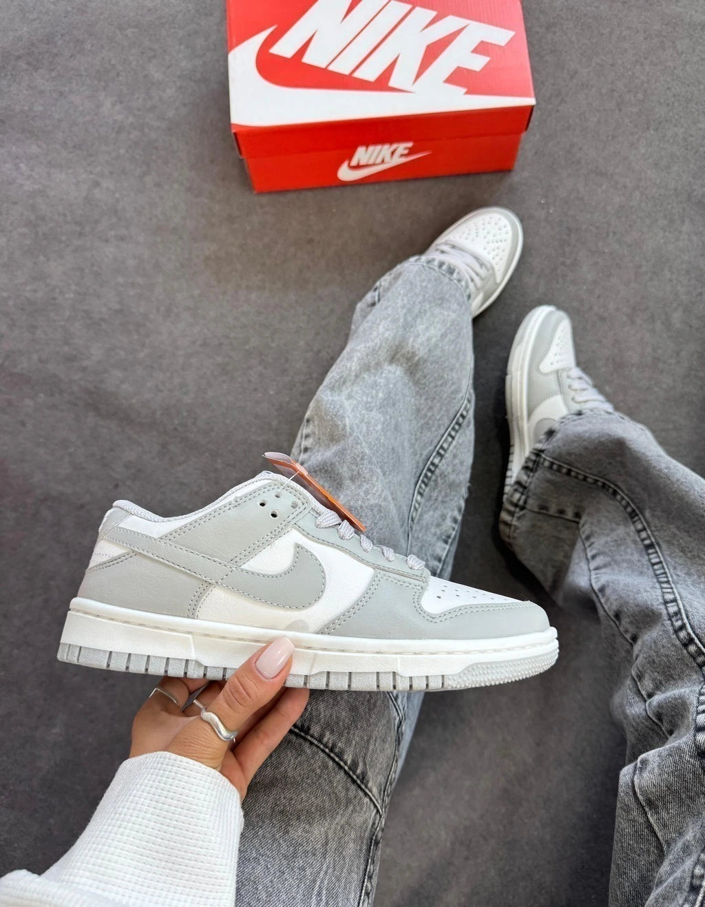 DUNK LOW CINZA - COURO foto 4