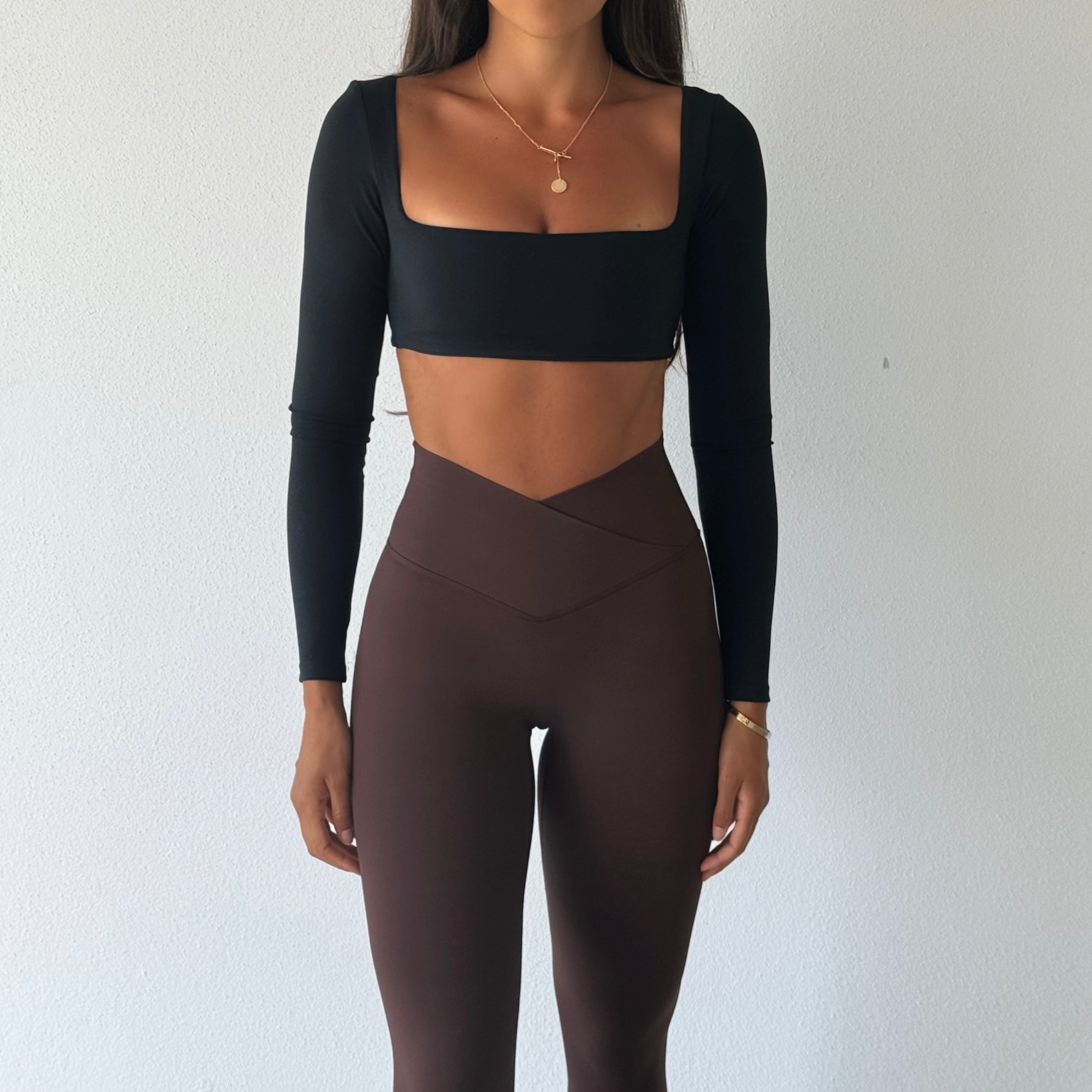 Legging Luxe Bare com corte em V