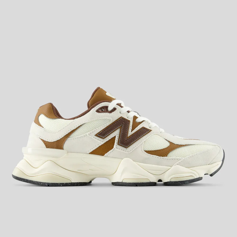 NEW BALANCE 9060 - MARROM/CAQUI