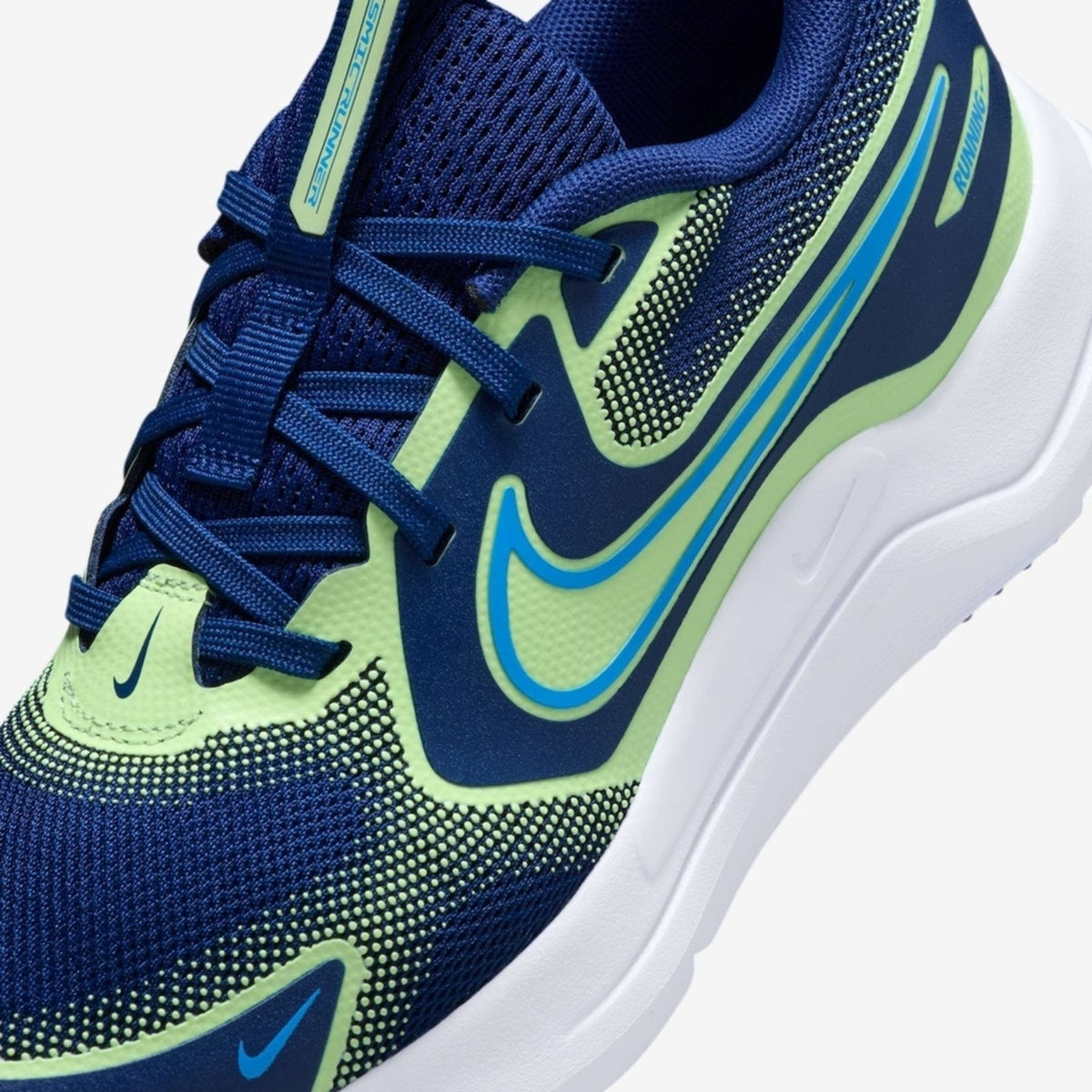 Tênis Nike Cosmic Runner Infantil
