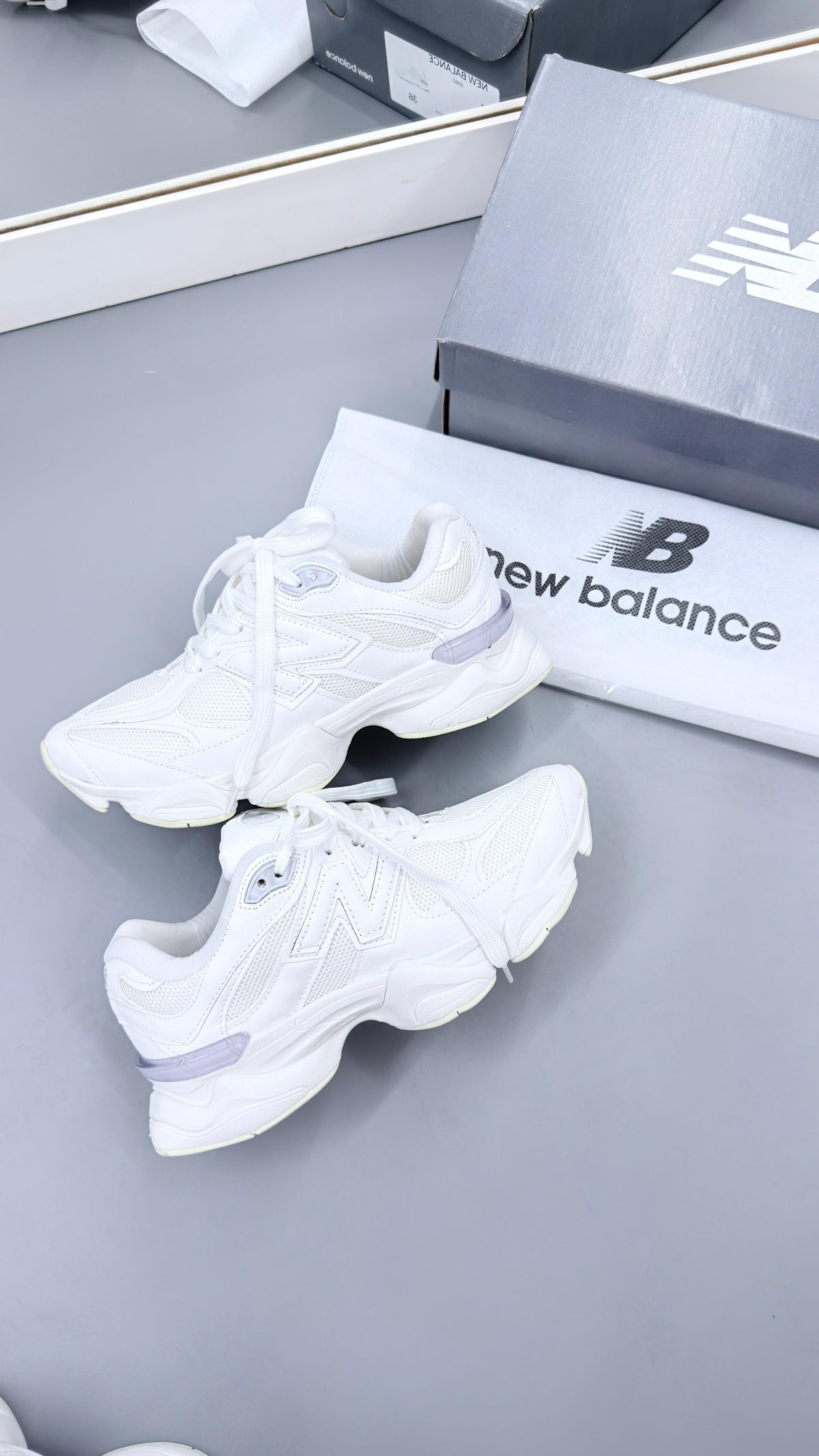 New Balance 9060 - Branco