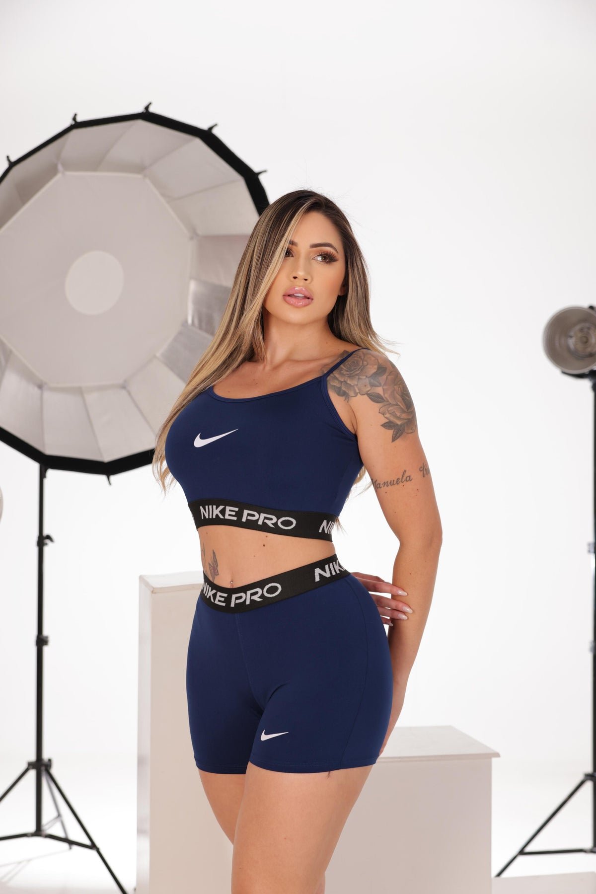 Conjunto Nike Pro - Shorts e Top