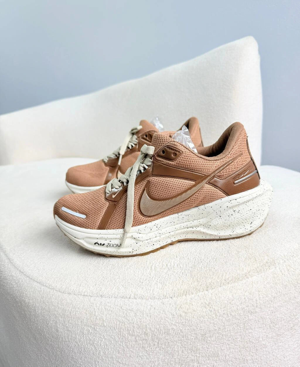 NIKE ZOOM PEGASUS 41 - MARROM foto 2