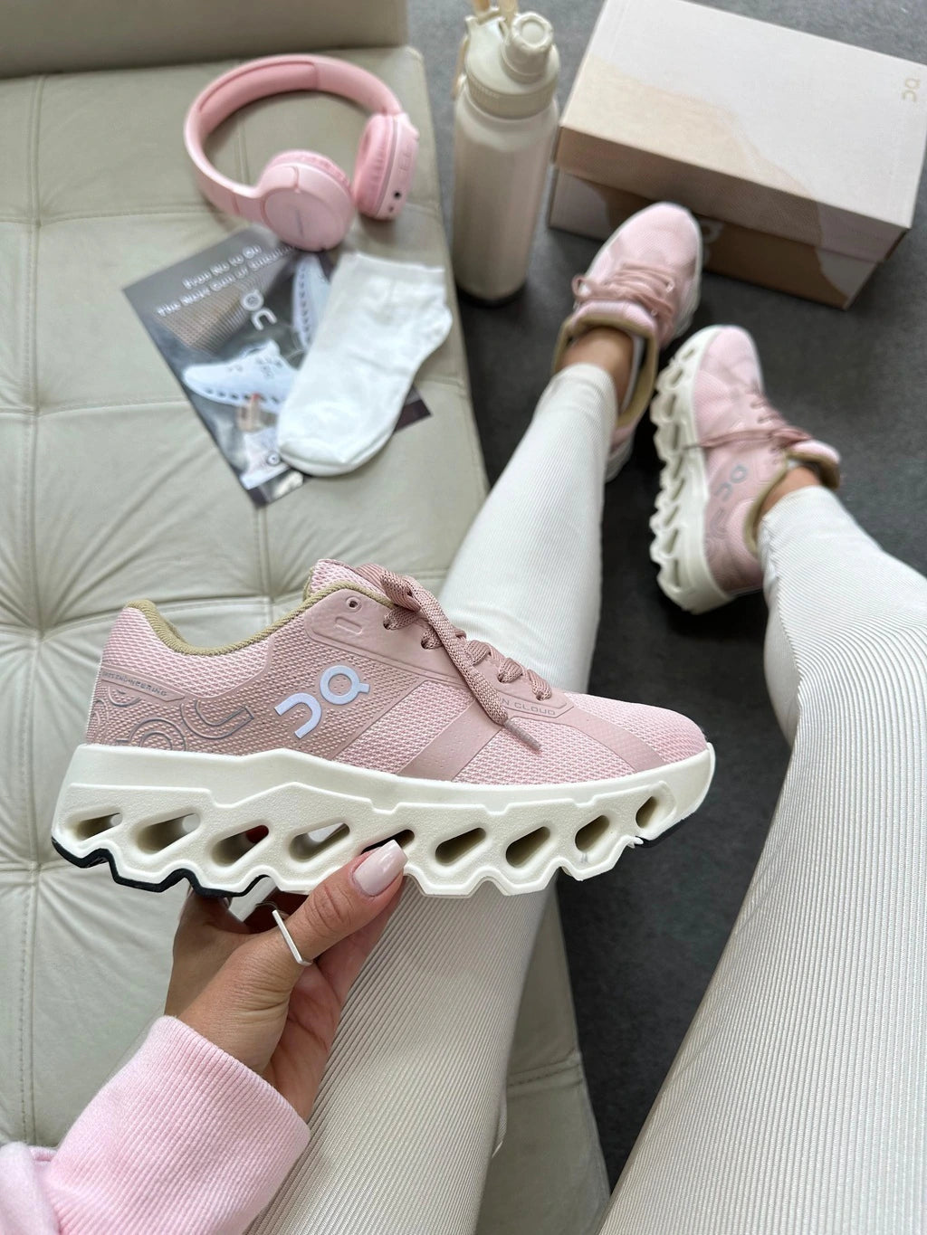 ON CLOUD foto 9