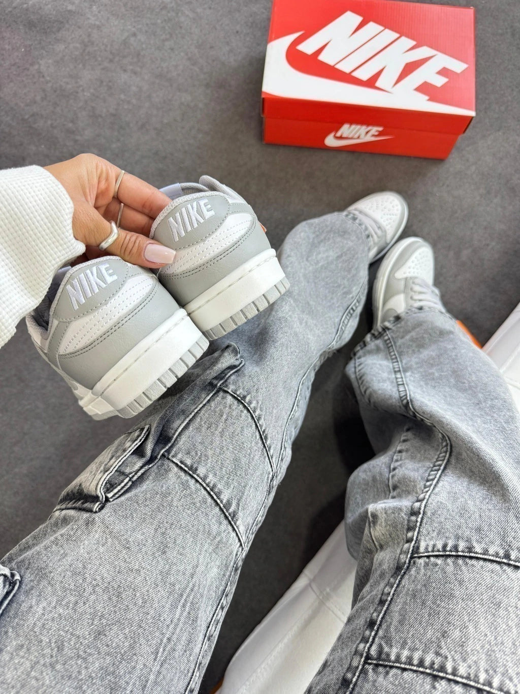 DUNK LOW CINZA - COURO foto 6