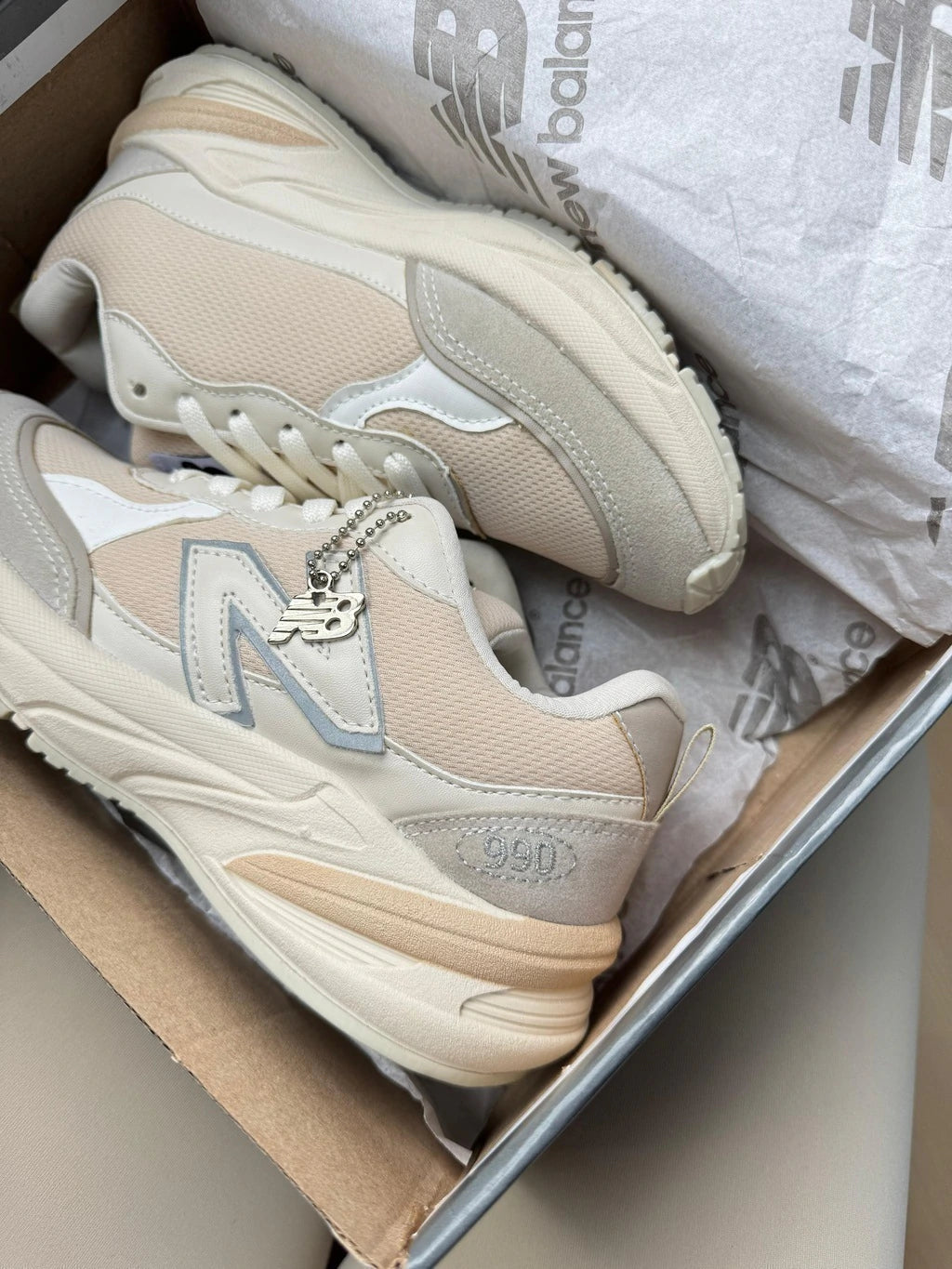 NEW BALANCE 990