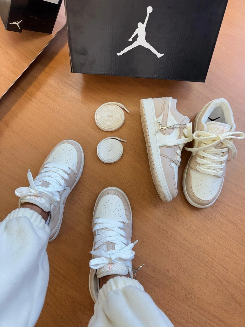 JORDAN LOW 23 foto 8