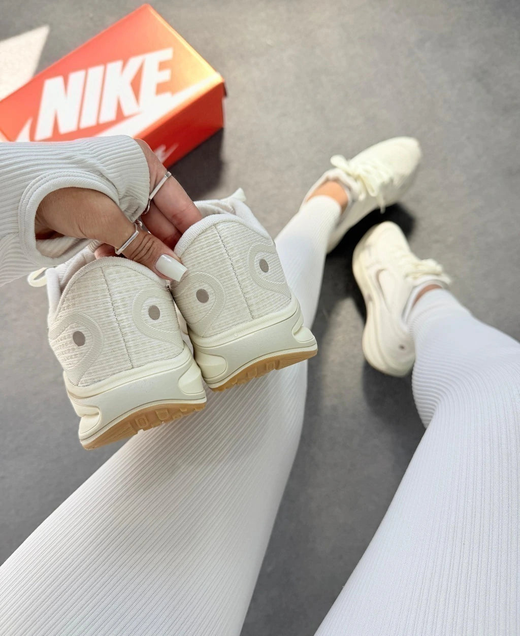 NIKE JOURNEY RUN foto 7