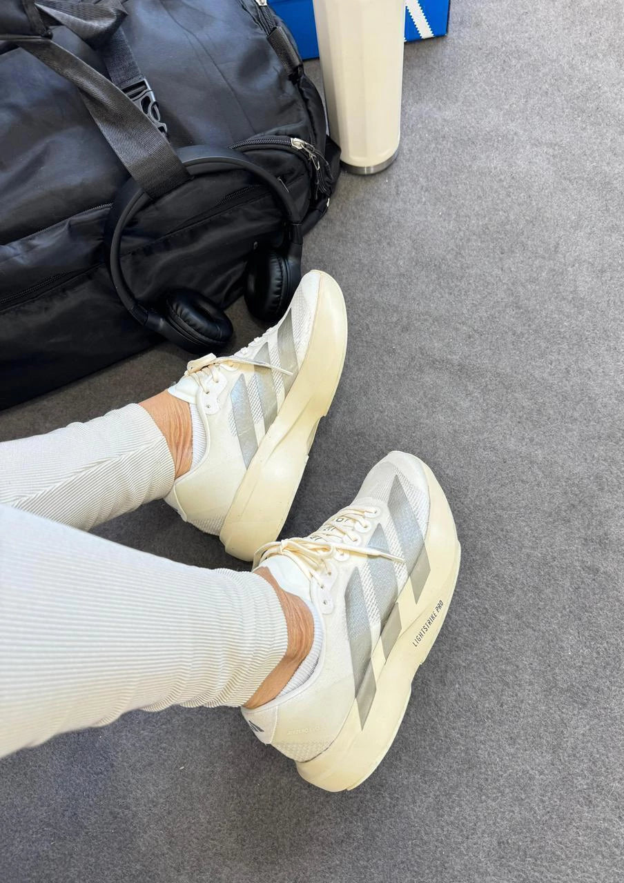 Adizero Off Prata