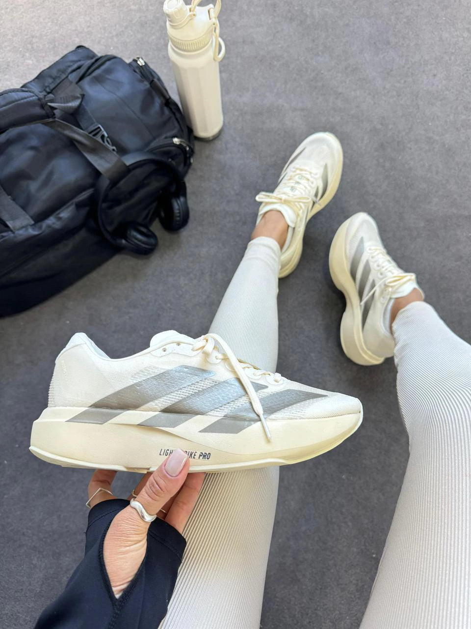 Adizero Off Prata