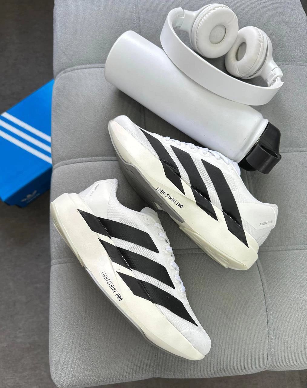 Adizero Off Preto